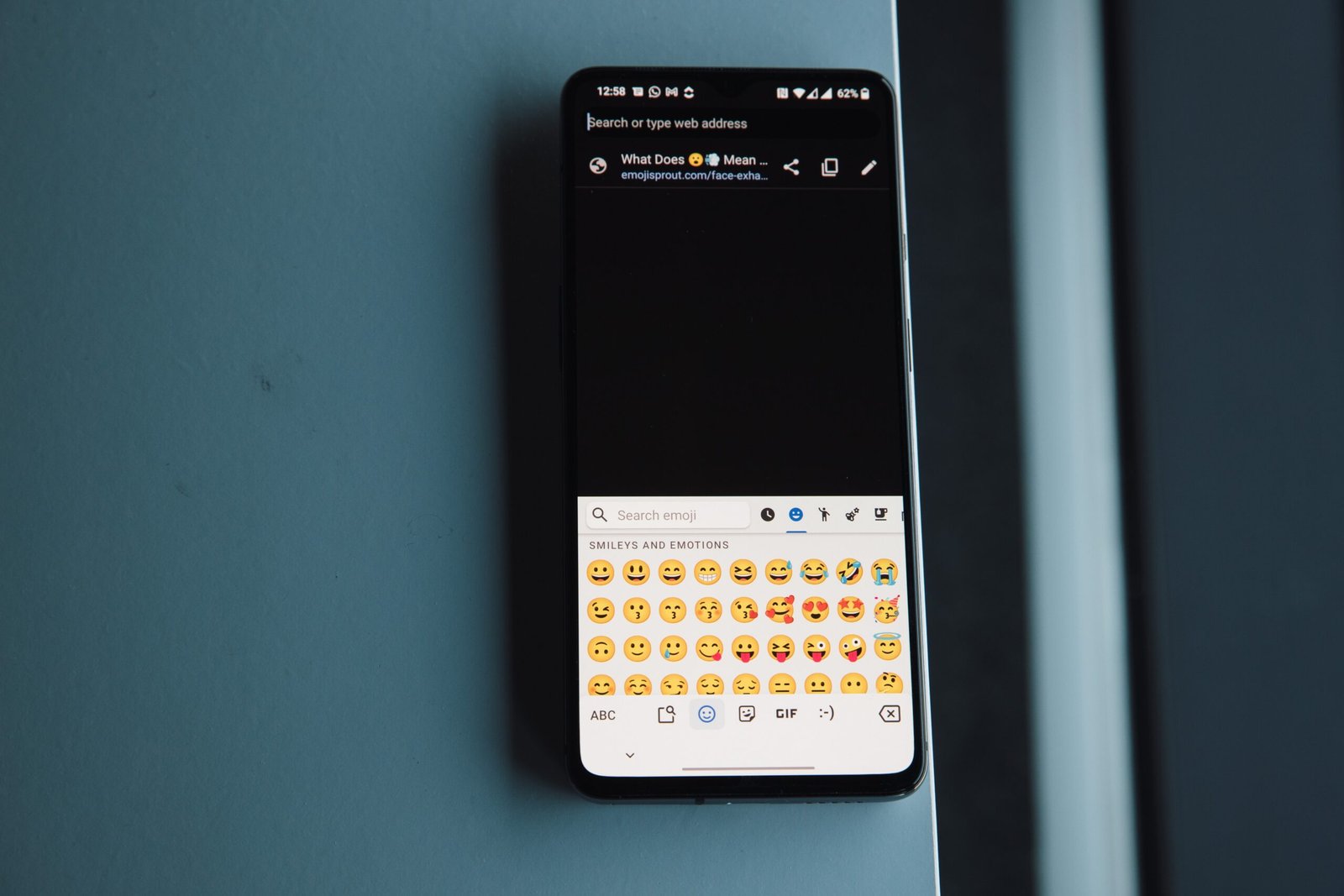 how-to-use-android-emojis-on-iphone-applesn-info